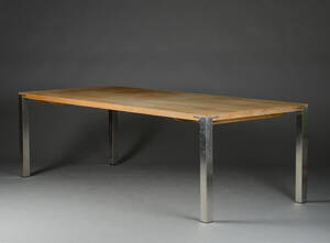 Søren Nissen  Ebbe Gehl. Rektangulært spisebord af massivt egetræ 