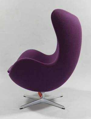 Arne Jacobsen, Ægget, med vippefunktion, model 3316, fremstillet hos Fritz Hansen