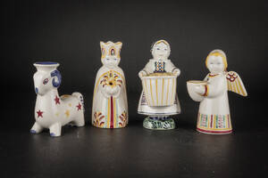 Fire aluminia figurer af fajance 4