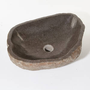 Handfat riverstone
