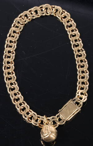 Birmarck armlænke med charm i form af bold 14 kt guld, 15,2 gram