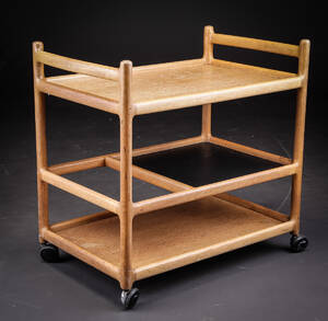 Johannes Andersen for CFC Silkeborg. Barvogn af egetræ. 1960erne