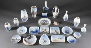 Royal Copenhagen, BG m.fl., vaser, askebægre m.m., porcelæn 21