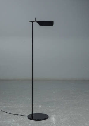 E. Barber  J. Osgerby   Flos  Standerlampe, model Tab F Halogen, sort