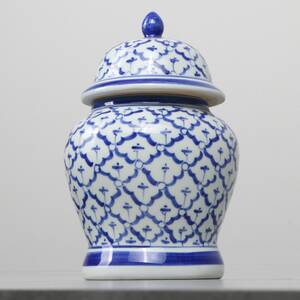 LOCKURNA, porslin, 1900-tal