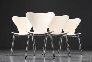 Arne Jacobsen. Fire Syveren stole, Model 3107 4 