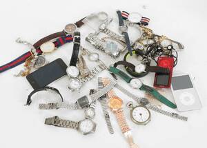 Parti armbandsur, smycken, m.m.