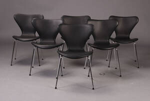 Arne Jacobsen. 7er spisestole, nybetrukket, model 3107 6