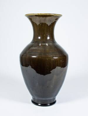 Golvvas, glaserat stengods, märkt undertill, höjd ca 46 cm, 50-tal