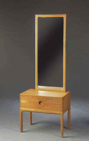 Aksel Kjærsgaard. Kommode samt spejl, eg 2