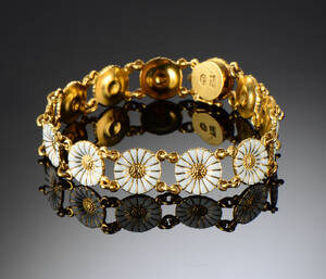 Georg Jensen, Daisy armbånd af sølv
