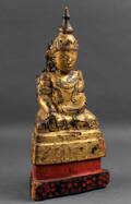 Siddende Buddha af bemalet træ, 1900-tallet