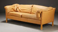 Mogens Hansen. Tre-pers. sofa, lysebrunt skind
