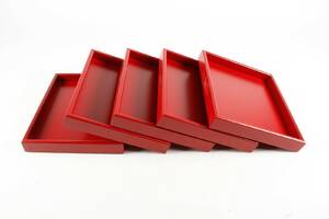 Peter J. Lassen. Fem Montana bakker. 5