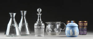 Seks dele glas samt Wedgwood marmeladekrukke, 1800- og 1900-tallet 7
