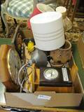 DIV BORDSLAMPOR, BAROMETER MM