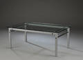 Sofabord med glasplade.  Denne vare er sat til omsalg under nyt varenummer 4255221