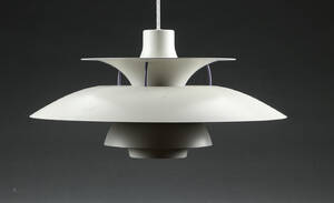 M919 - Poul Henningsen for Louis Poulsen. PH5-pendel 