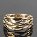 Scrouples, Ring i 8 kt. guld