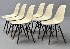 Charles Eames. Sæt på seks skalstole, model DSW 6