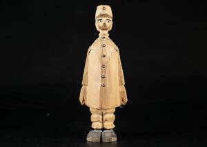 TRÄFIGUR, Ekivok soldat