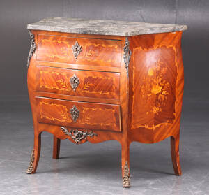 Kommode af rosentræ