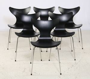 Arne Jacobsen. Sæt på seks stole Liljen model 3108. 6