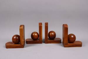 Bokstöd i trä, 2 par