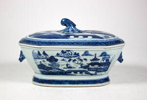 Porslinsterrin, Kina, 1700-tal.