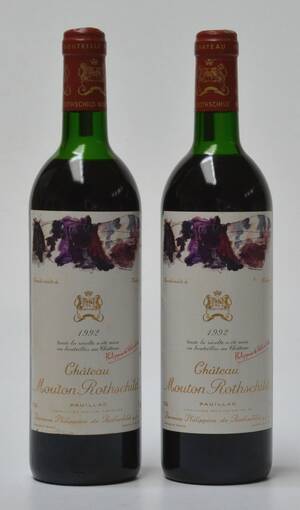 2 fl. Château Mouton Rothschild, Pauillac, 1992. 2