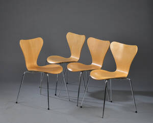 Arne Jacobsen. Fier syver stole, model 3107, ahorn 4