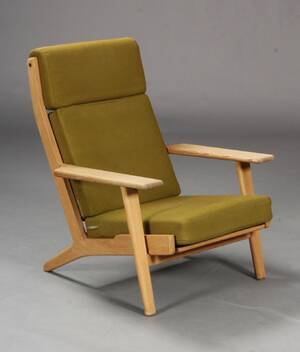 H. J. Wegner. Højrygget lænestol, model GE-290A