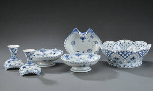 Royal Copenhagen, helblonde musselmalet dele af porcelæn. 7 Denne vare er sat til omsalg under nyt varenummer 4826823