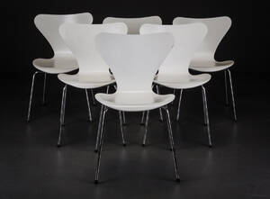 Arne Jacobsen. Sæt på seks Syveren stole, model 3107 6