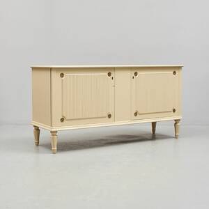Sideboard, Gustaviansk stil. Längd 149. Djup 47 cm