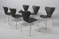 Arne Jacobsen 1901-1971 Sæt på seks stole model 3107, sort læder