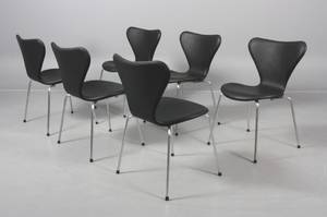 Arne Jacobsen 1901-1971 Sæt på seks stole model 3107, sort læder
