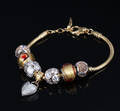 Bacio, Italien. Armbånd med 7 charms, sterlingsølv Denne vare er sat til omsalg under nyt varenummer 4127266