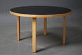 Alvar Alto. Rundt bord.  Denne vare er sat til omsalg under nyt varenummer 4245237