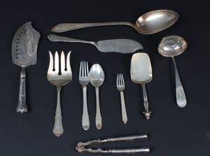 Samling diverse sølvtøj, bl.a Georg Jensen. 10