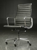 Charles Eames. Kontorstol fra serien Aluminium Group Konference 