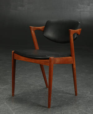 Kai Kristiansen. Armstol af teak, model 42