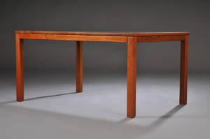 Haslev Møbelfabrik. Sofabord af kirsebærtræ, model 515