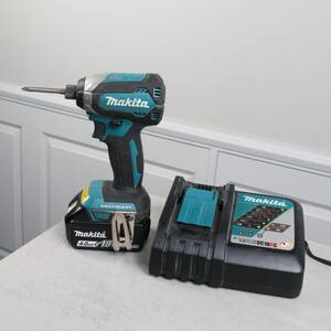 SKRUVDRAGARE, Makita DTD153