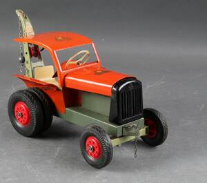 Steiff Traktor i kasse