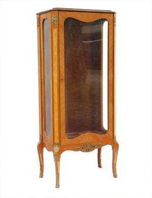 Vitrinskåp, Louis XVI-stil, 1900-tal