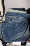 Nya jeans, ej använda