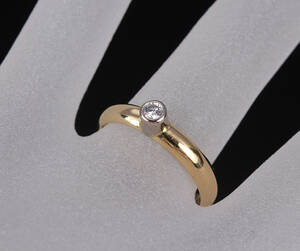 Brillantring af 14 kt. guld, 0.08 ct.