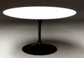 Eero Saarinen. Tulip spisebord 