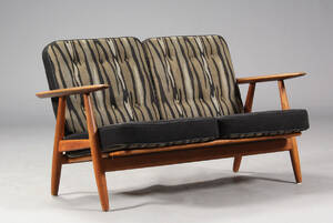 Hans J. Wegner. Cigaren. To-pers. sofa, model GE-240, egetræ